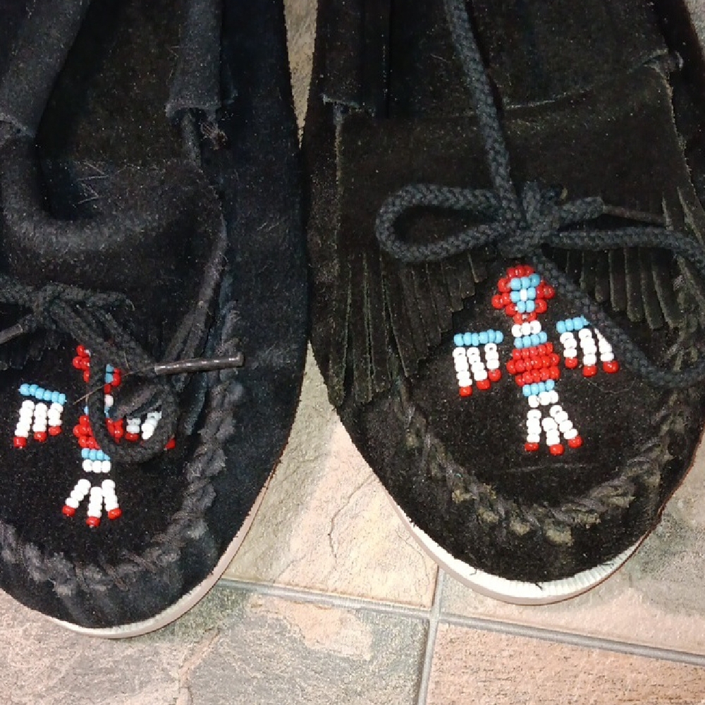 Women's Minnetonka Black Suede Moccasins with Beaded Accents - Picture 5 of 7
